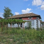 Къща в с. Долни Луковит, Област Плевен - 120 кв.м за 213 €/кв.м - Снимка #1