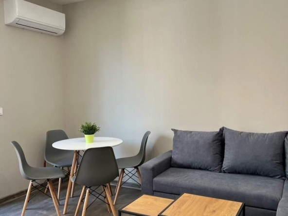 Дава се под наем Двустаен апартамент в София, Славия - 65 кв.м за 715 € - Снимка #1