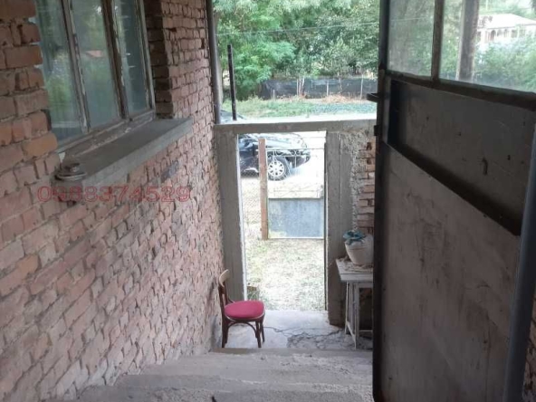 Къща в с. Стежерово, Област Плевен - 200 кв.м за 64 €/кв.м - Снимка #1