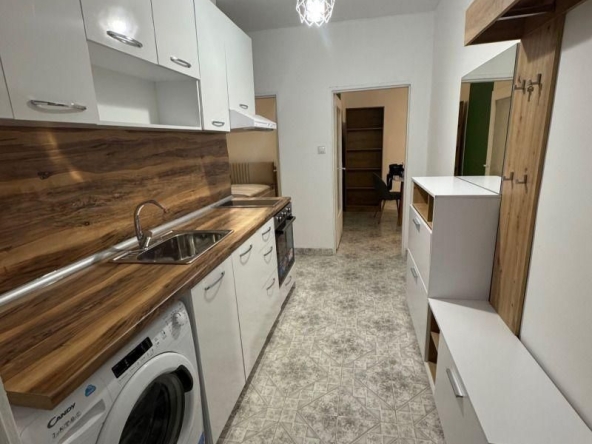 Дава се под наем Тристаен апартамент в София, Дружба 2 - 65 кв.м за 690 € - Снимка #1