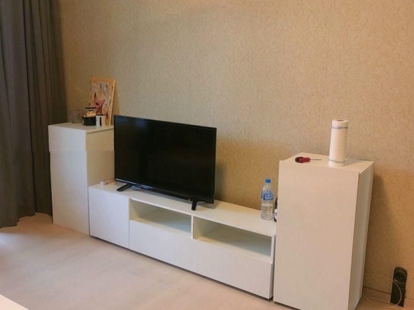 Дава се под наем Тристаен апартамент в София, Света Троица - 90 кв.м за 650 € - Снимка #1