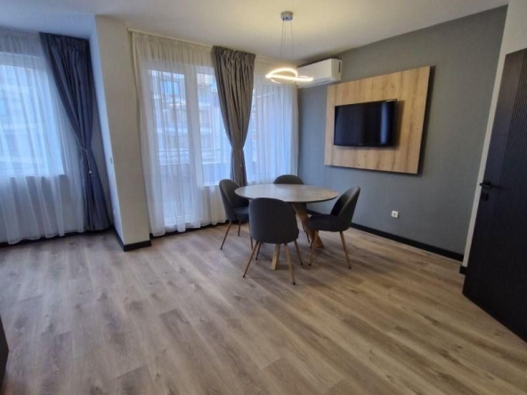 Дава се под наем Тристаен апартамент в София, Дървеница - 115 кв.м за 2200 € - Снимка #1