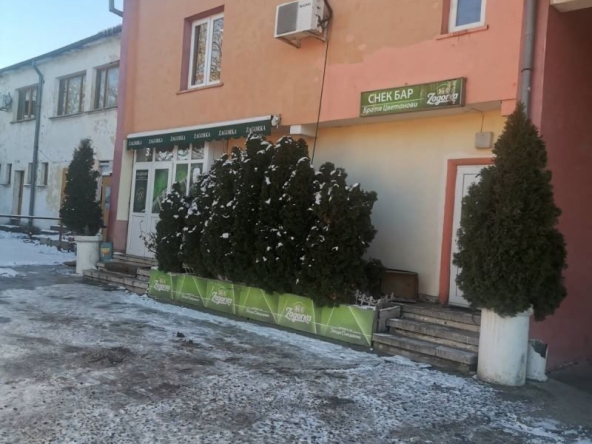 Заведение в Плевен, Индустриална зона - 293 кв.м за 854 €/кв.м - Снимка #1