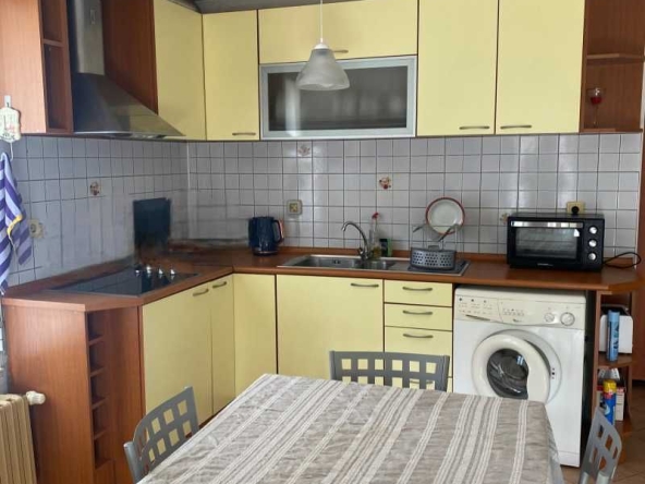 Дава се под наем Двустаен апартамент в София, Гео Милев - 80 кв.м за 612 € - Снимка #1