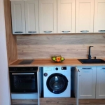 Дава се под наем Тристаен апартамент в София, Изгрев - 96 кв.м за 697.17 € - Снимка #1