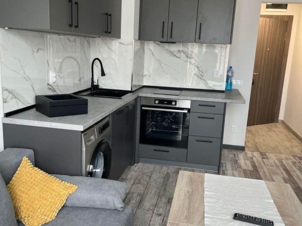 Дава се под наем Двустаен апартамент в София, Банишора - 56 кв.м за 698.19 € - Снимка #1