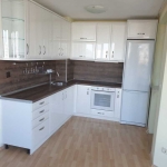 Дава се под наем Тристаен апартамент в София, Люлин 8 - 105 кв.м за 718.08 € - Снимка #1