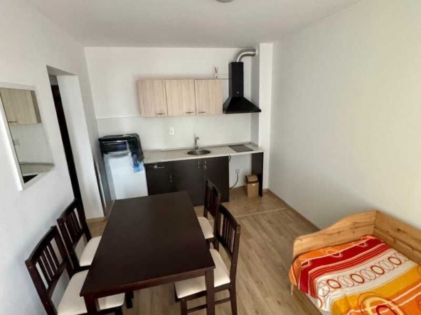 Дава се под наем Двустаен апартамент в София, Център - 40 кв.м за 518.67 € - Снимка #1