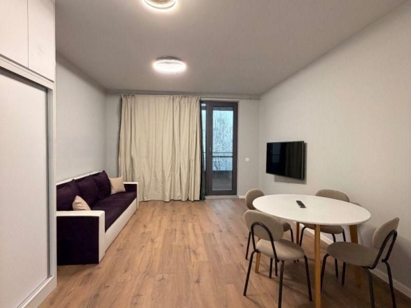 Дава се под наем Двустаен апартамент в София, Младост 4 - 70 кв.м за 796.62 € - Снимка #1