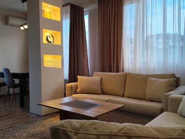 Дава се под наем Тристаен апартамент в София, Павлово - 90 кв.м за 894.54 € - Снимка #1