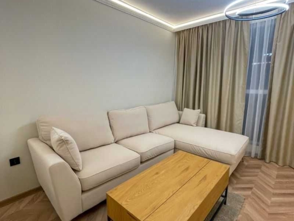 Двустаен апартамент в Пловдив, Южен - 74 кв.м за 1000 €/кв.м - Снимка #1