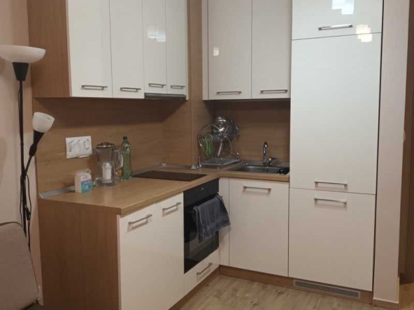 Дава се под наем Двустаен апартамент в София, Младост 4 - 58 кв.м за 648.21 € - Снимка #1