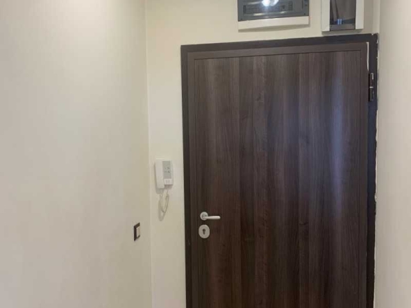 Дава се под наем Тристаен апартамент в София, Редута - 101 кв.м за 847.62 € - Снимка #1