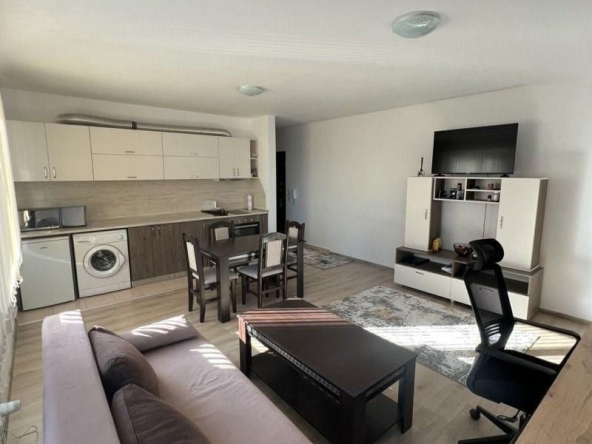 Дава се под наем Двустаен апартамент в София, Студентски град - 80 кв.м за 738.99 € - Снимка #1