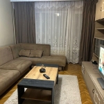 Дава се под наем Двустаен апартамент в Бургас, Славейков - 68 кв.м за 398.82 € - Снимка #1