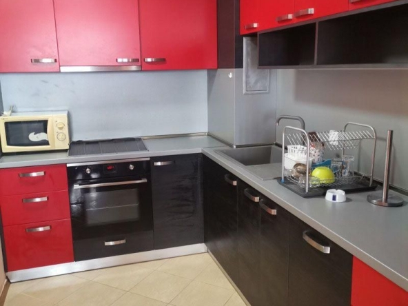 Дава се под наем Двустаен апартамент в София, Гео Милев - 60 кв.м за 746.64 € - Снимка #1