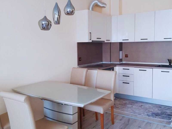 Дава се под наем Тристаен апартамент в София, Кръстова вада - 115 кв.м за 688.5 € - Снимка #1