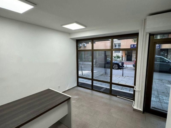 Дава се под наем Магазин в София, Белите брези - 45 кв.м за 598.23 € - Снимка #1