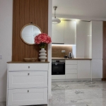 Дава се под наем Тристаен апартамент в София, Витоша - 100 кв.м за 1296.42 € - Снимка #1