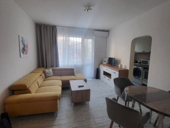 Дава се под наем Двустаен апартамент в Варна, Колхозен пазар - 60 кв.м за 637.5 € - Снимка #1