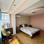 Дава се под наем Тристаен апартамент в София, Люлин 4 - 100 кв.м за 648.21 € - Снимка #1