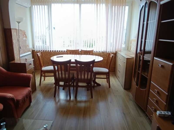 Дава се под наем Тристаен апартамент в София, Люлин 9 - 56 кв.м за 528.36 € - Снимка #1
