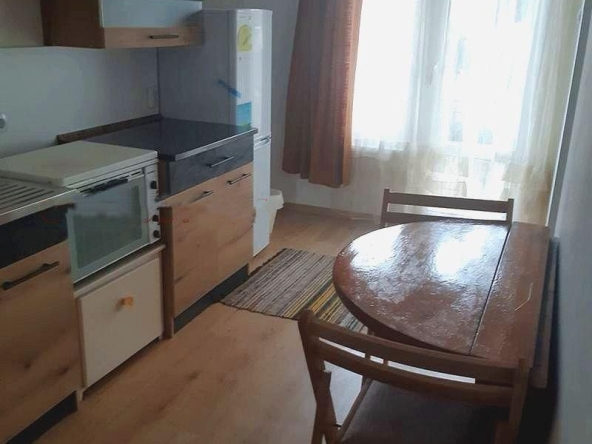 Дава се под наем Етаж от къща в София, Орландовци - 120 кв.м за 549 € - Снимка #1