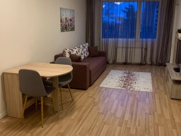 Дава се под наем Двустаен апартамент в София, Студентски град - 60 кв.м за 680 € - Снимка #1