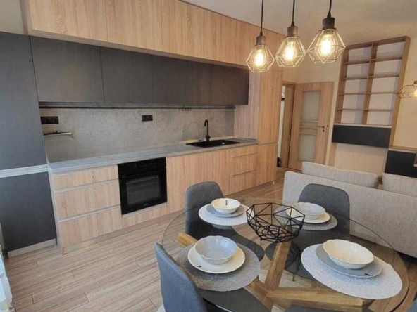 Дава се под наем Двустаен апартамент в София, Стрелбище - 68 кв.м за 499.8 € - Снимка #1