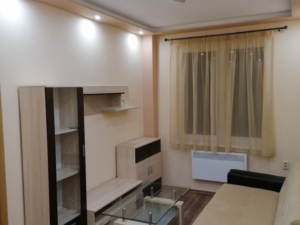 Дава се под наем Тристаен апартамент в София, Горна баня - 82 кв.м за 483.99 € - Снимка #1