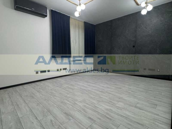 Дава се под наем Офис в София, Лозенец - 70 кв.м за 847.62 € - Снимка #1