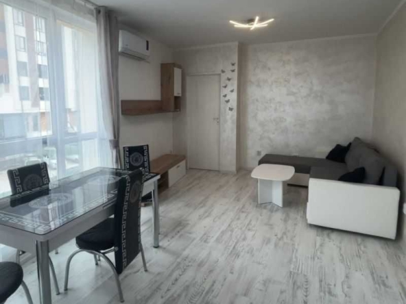 Дава се под наем Двустаен апартамент в София, Люлин - център - 60 кв.м за 598.23 € - Снимка #1