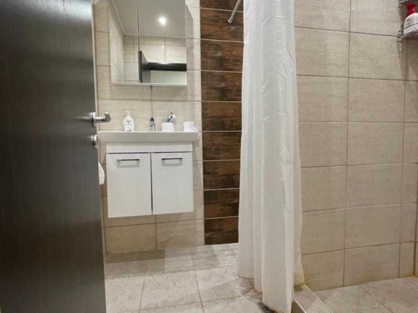 Дава се под наем Двустаен апартамент в София, Зона Б-19 - 70 кв.м за 400 € - Снимка #1