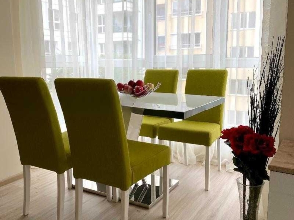 Дава се под наем Двустаен апартамент в София, Хиподрума - 62 кв.м за 468.69 € - Снимка #1