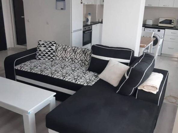 Дава се под наем Двустаен апартамент в София, Толстой - 67 кв.м за 598.23 € - Снимка #1