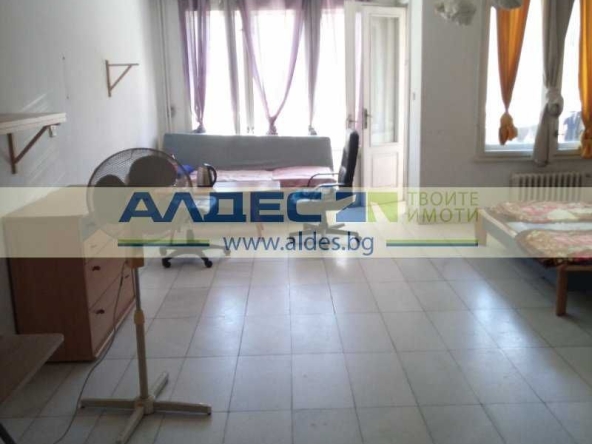 Двустаен апартамент в София, Център - 69 кв.м за 2276 €/кв.м - Снимка #1