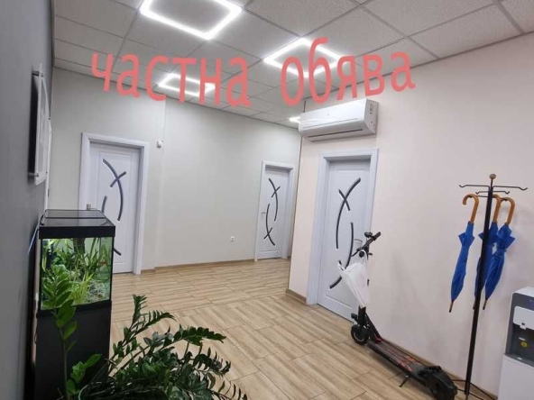 Дава се под наем Офис в Варна, Колхозен пазар - 180 кв.м за 510 € - Снимка #1