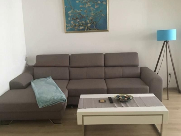 Дава се под наем Четиристаен апартамент в София, Център - 130 кв.м за 1380 € - Снимка #1