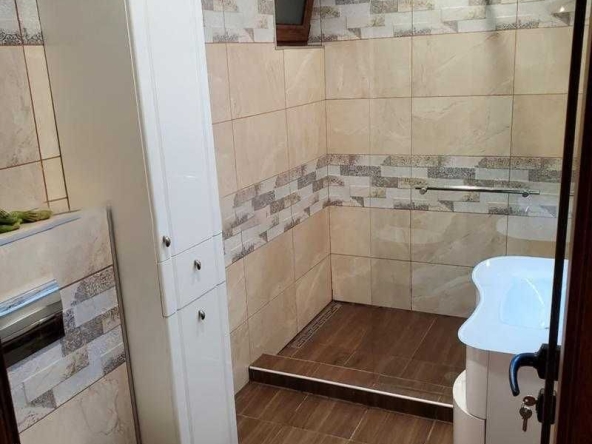 Дава се под наем Тристаен апартамент в София, Младост 1А - 90 кв.м за 450 € - Снимка #1