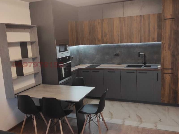 Дава се под наем Двустаен апартамент в София, Връбница 1 - 62 кв.м за 612 € - Снимка #1