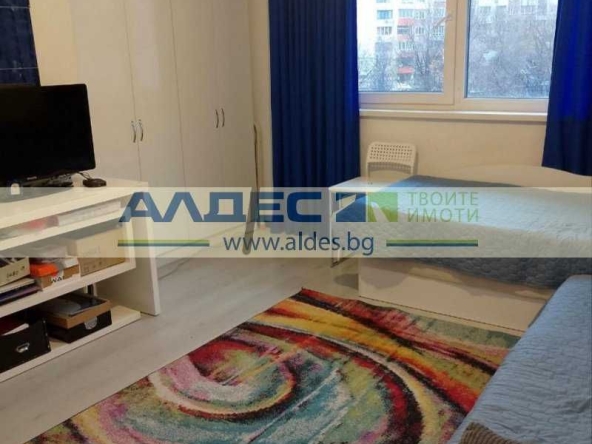 Двустаен апартамент в София, Света Троица - 65 кв.м за 3000 €/кв.м - Снимка #1