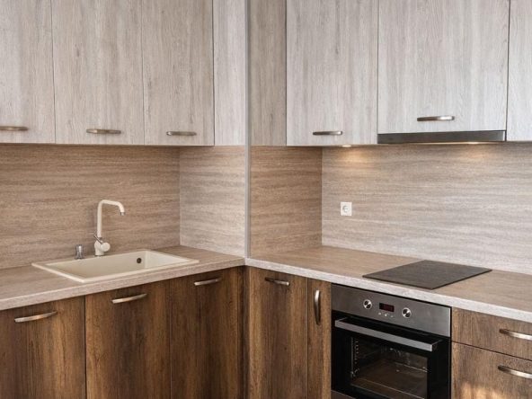 Дава се под наем Двустаен апартамент в Пловдив, Тракия - 64 кв.м за 498.27 € - Снимка #1