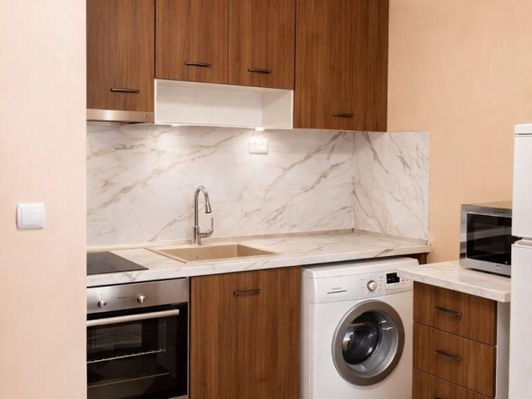 Дава се под наем Двустаен апартамент в Пловдив, Изгрев - 55 кв.м за 348.84 € - Снимка #1