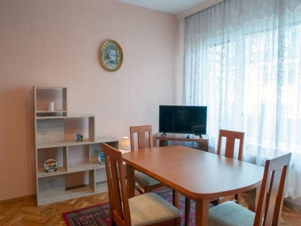Дава се под наем Двустаен апартамент в София, Борово - 60 кв.м за 547.23 € - Снимка #1