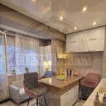 Тристаен апартамент в Пловдив, Център - 80 кв.м за 1403 €/кв.м - Снимка #1