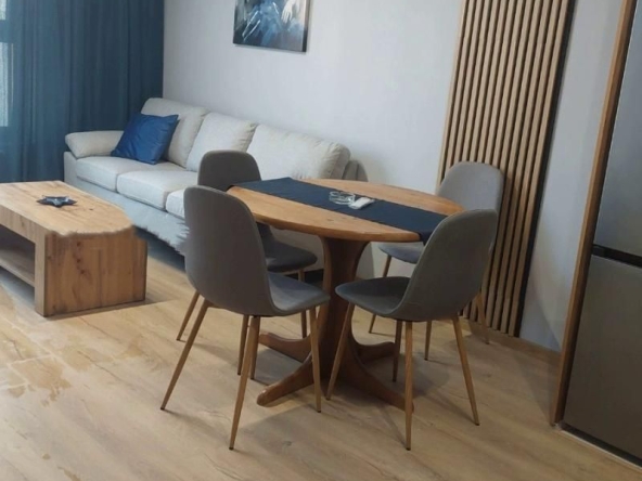 Дава се под наем Тристаен апартамент в София, Банишора - 90 кв.м за 750 € - Снимка #1