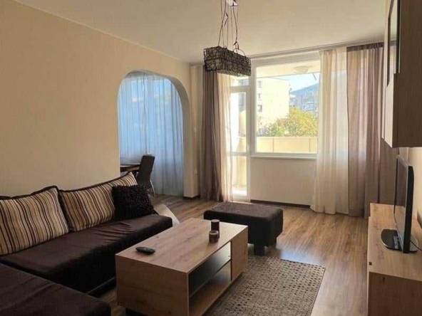 Дава се под наем Двустаен апартамент в София, Бъкстон - 67 кв.м за 459 € - Снимка #1