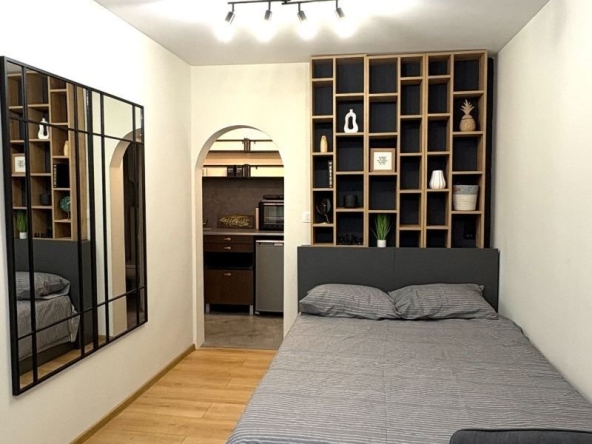 Дава се под наем Едностаен апартамент в София, Център - 30 кв.м за 628.32 € - Снимка #1