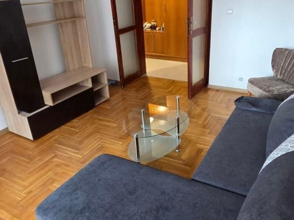 Дава се под наем Тристаен апартамент в София, Младост 3 - 90 кв.м за 697.17 € - Снимка #1