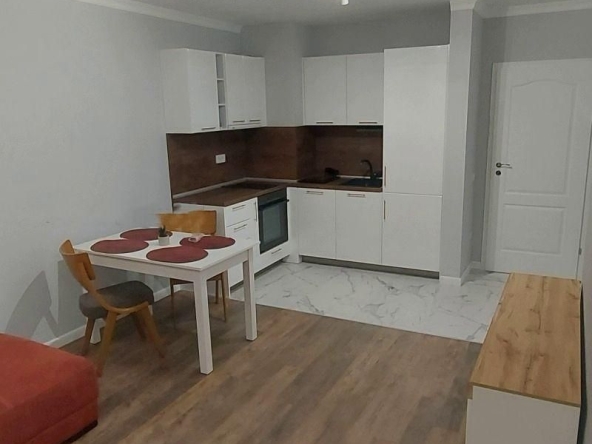 Дава се под наем Двустаен апартамент в София, Дружба 2 - 75 кв.м за 662.49 € - Снимка #1